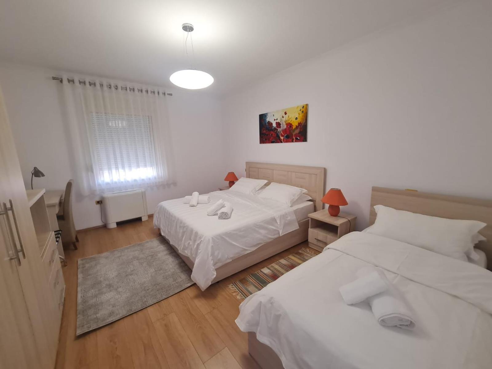 Noor Apartments ติรานา ภายนอก รูปภาพ